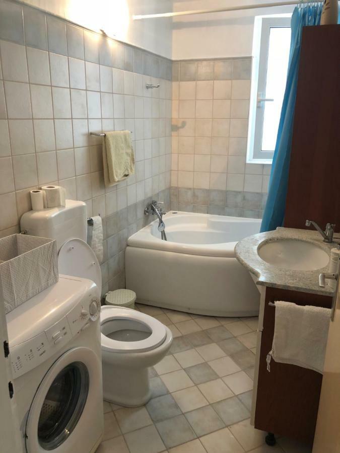Apartment Safran Novigrad  Bagian luar foto